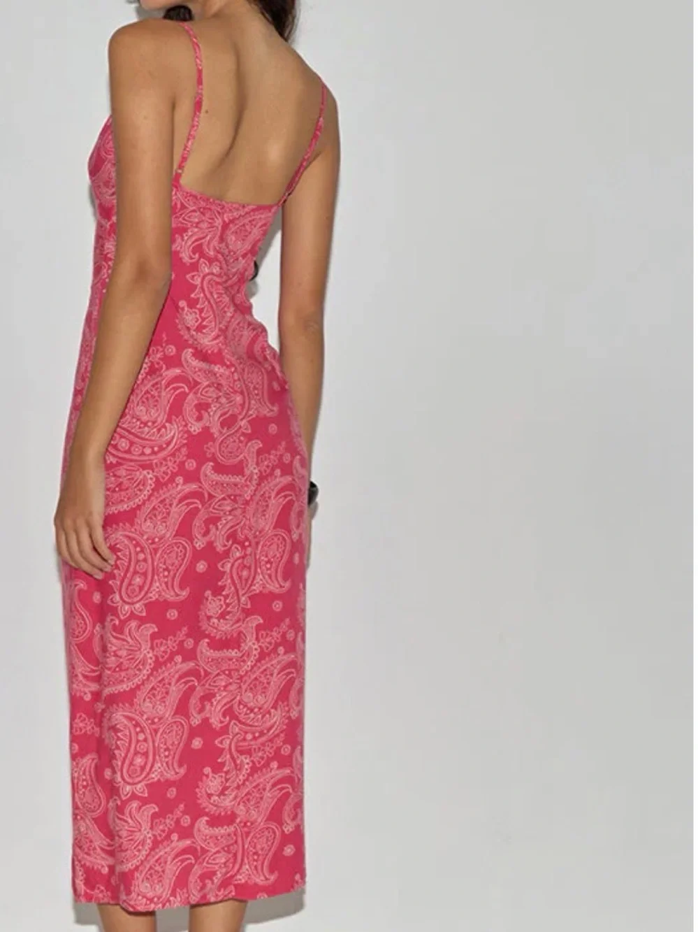 Motel Rocks Sastra Midi Dress In Retro Paisley Pink - Picture 2 of 6